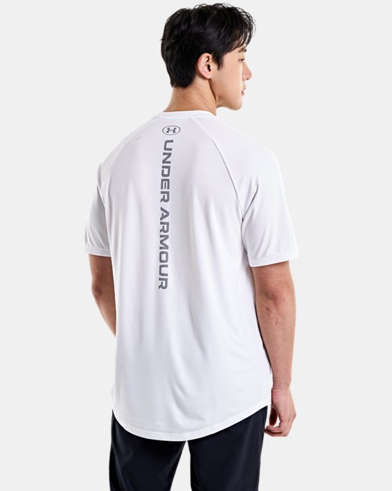 เสื้อแขนสั้น UA Tech™ Reflective สำหรับผู้ชาย in White image number 1